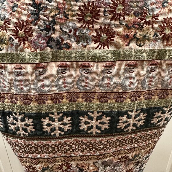 Vintage tapestery embroidery holiday vest size small snowmen, snowflakes, winter - Picture 2 of 4